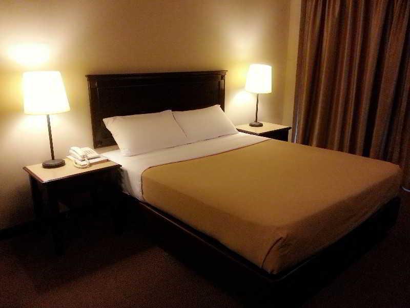 Mimosa Hotel