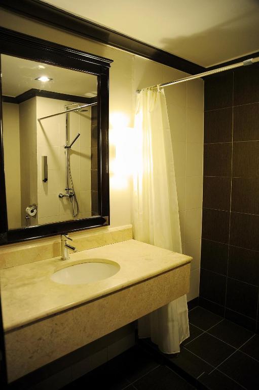 Mimosa Hotel