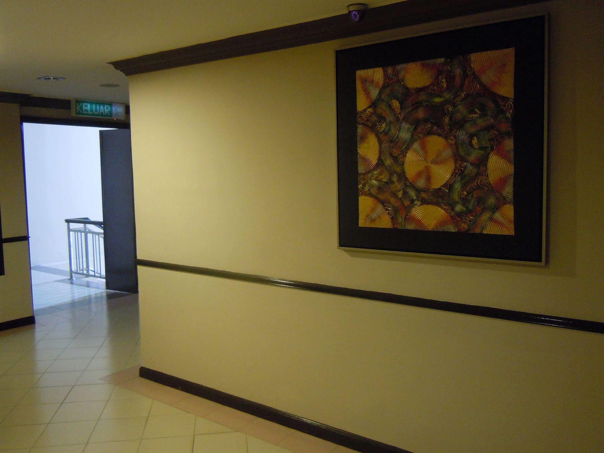 Mimosa Hotel 3*