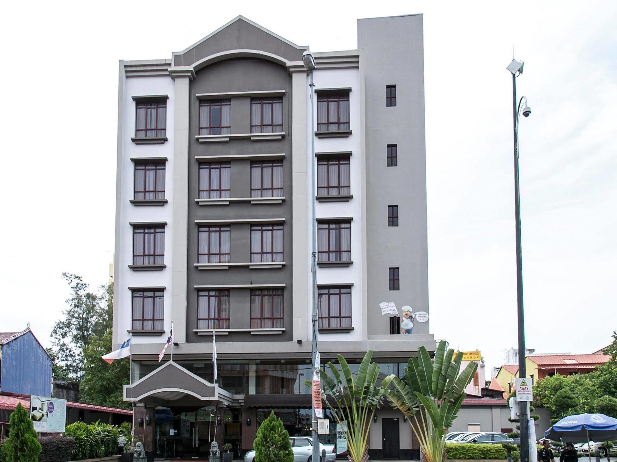 Mimosa Hotel